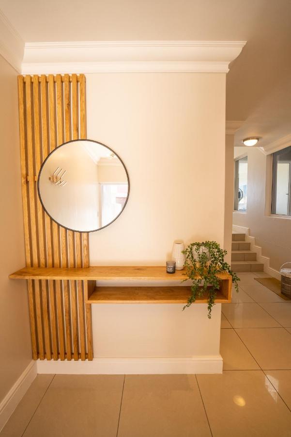 Deja Blue Beachfront Villa, Newly Renovated Langstrand Kültér fotó