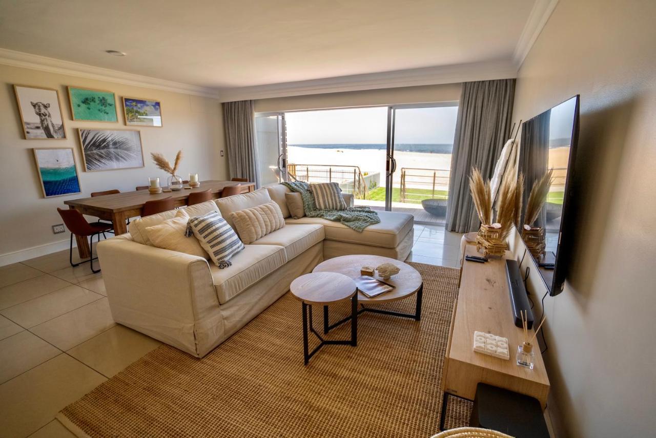 Deja Blue Beachfront Villa, Newly Renovated Langstrand Kültér fotó