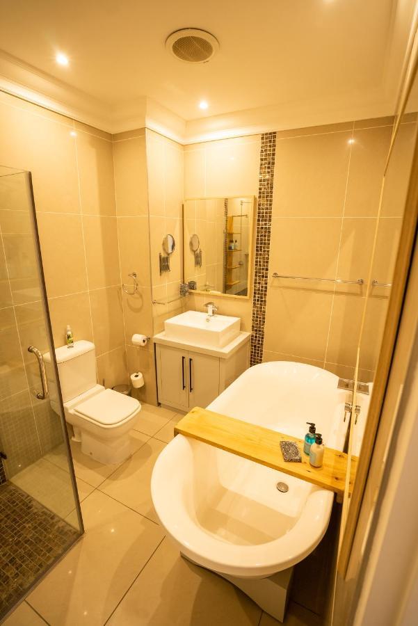 Deja Blue Beachfront Villa, Newly Renovated Langstrand Kültér fotó