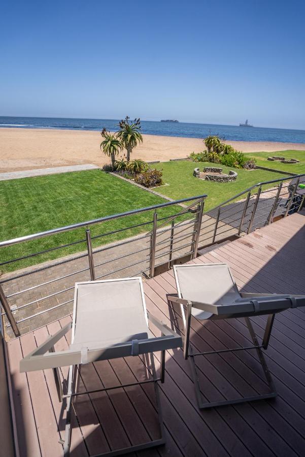 Deja Blue Beachfront Villa, Newly Renovated Langstrand Kültér fotó