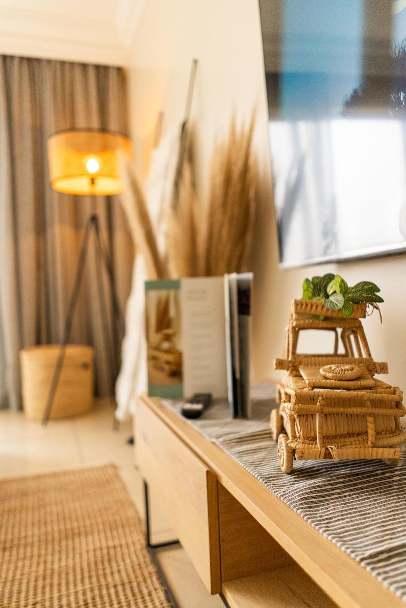 Deja Blue Beachfront Villa, Newly Renovated Langstrand Kültér fotó